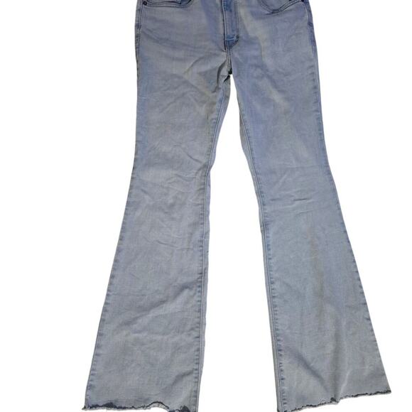 Levi Strauss Flare Jeans - Picture 1 of 7